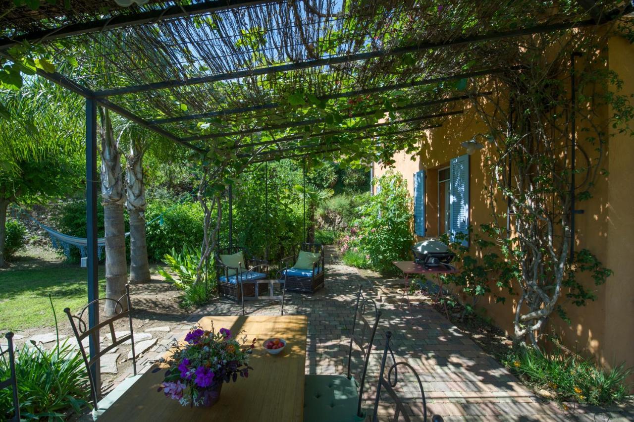 House With Garden And Sea View La Londe-les-Maures Exterior foto